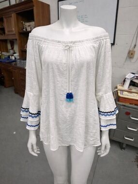 I.N. Studio White Off-Shoulder Peasant Blouse with Blue Tassel